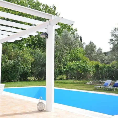 Erietta Villa